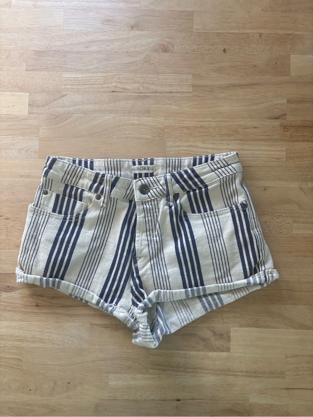 Roxy shorts